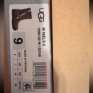 UGG Moto Boot, EUC!